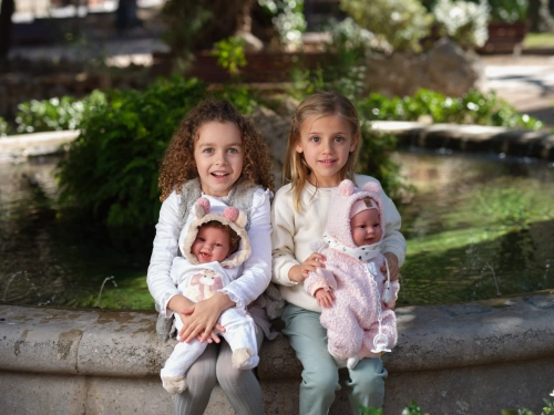 Lelle zidainis Tala 44 cm (smejas, runā, ar mānekli, mīkstais ķermenis) Spānija LL84480