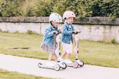 Bērnu skrejritenis ar sēdekli Scootandride Highwaykick 2in1 + regulējama ķivere bērniem (45-51) Rose