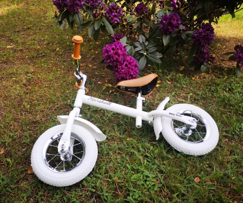 Balansa ritenis Milly Mally Marshall Air White