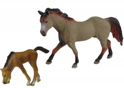 Set of 2 figurines Horse with foal and pen Capricorn horses