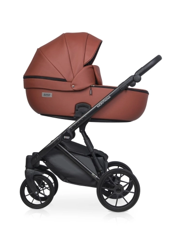 Riko Basic Montana Ecco 17 Cinnamon Детская коляска 2 в 1