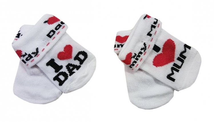 Zīdaiņu zeķes ar uzrakstiem "I LOVE MUM" vai "I LOVE DAD" 37050